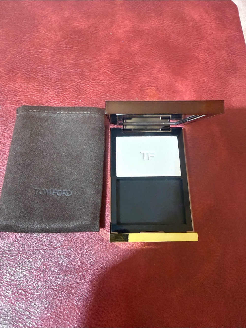 Tom Ford Translucent Finishing Powder - 01 Alabaster Nude 0.3 oz/9 g